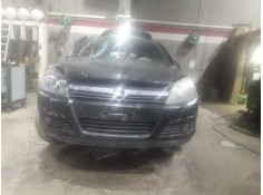 opel astra h berlina del año 2004