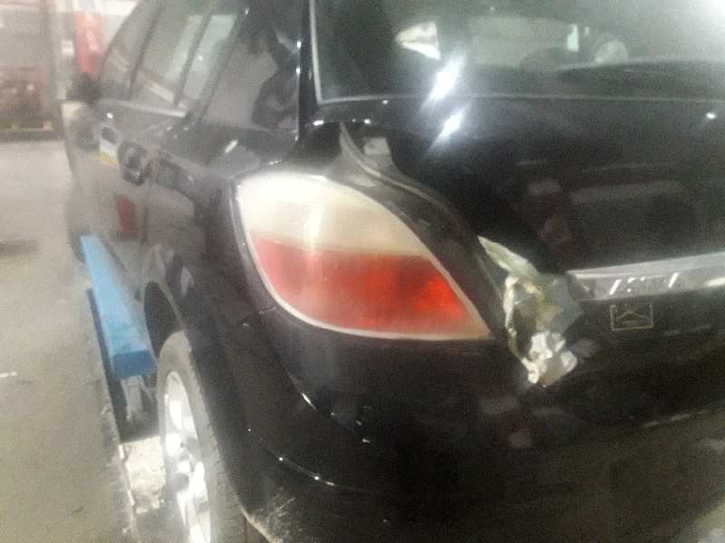 opel astra h berlina del año 2004
