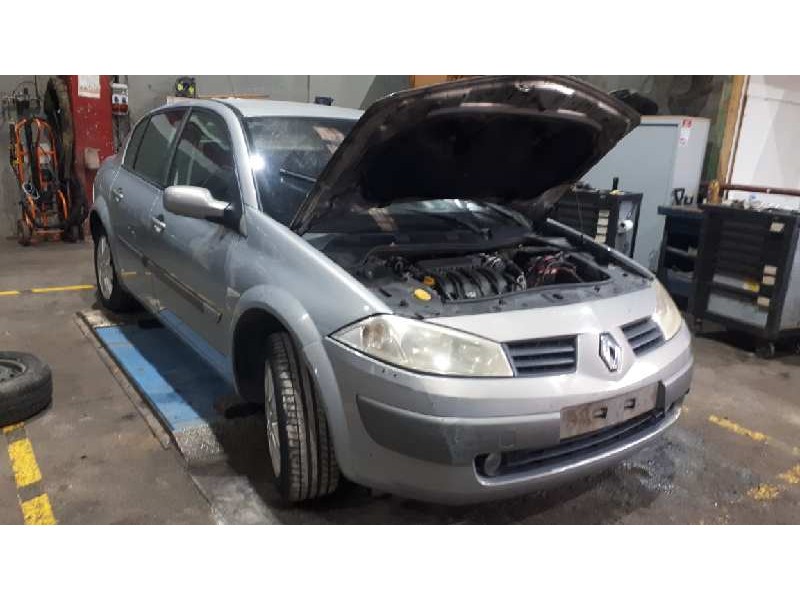 renault megane ii classic berlina del año 2003