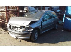 PEUGEOT 206 BERLINA