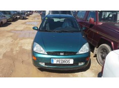 ford focus berlina (cak) del año 2001 2