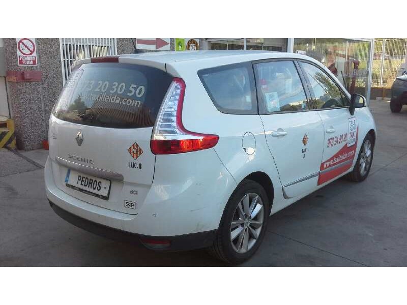 renault scenic iii del año 2012