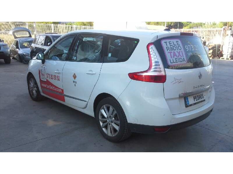 renault scenic iii del año 2012