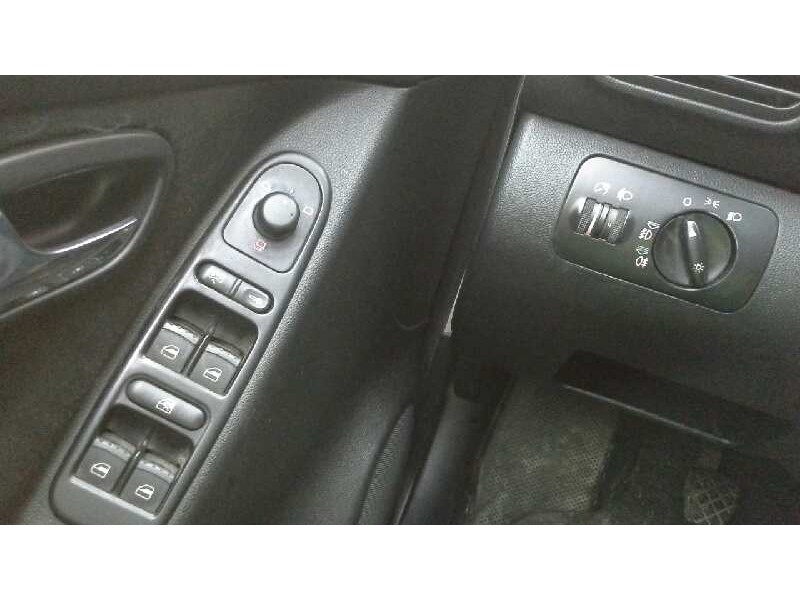 seat leon (1m1) del año 2004