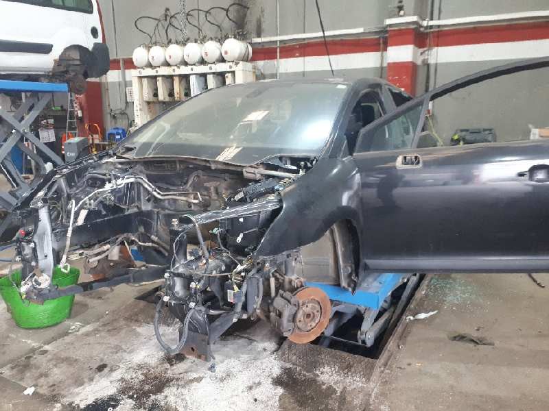 citroën c4 berlina del año 2005