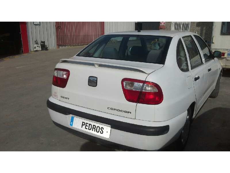 seat cordoba berlina (6k2) del año 2002