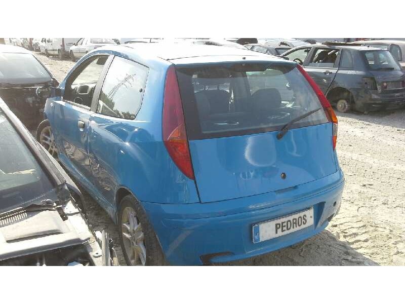 fiat punto berlina (188) del año 2000