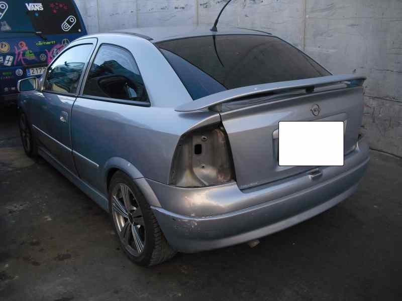 opel astra g berlina del año 1998