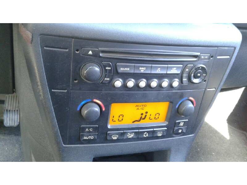 citroën c4 berlina del año 2005