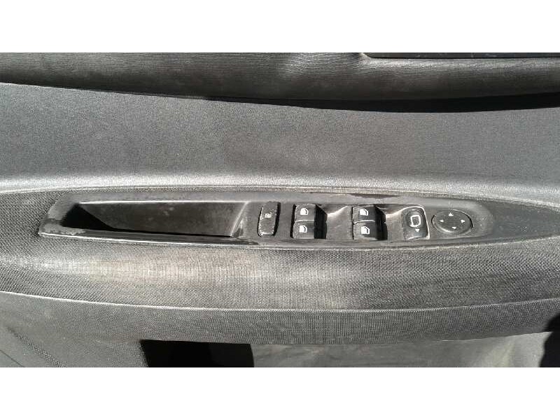 citroën c4 berlina del año 2005