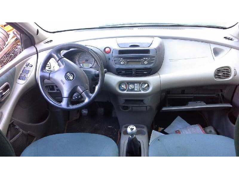 nissan almera tino (v10m) del año 2002