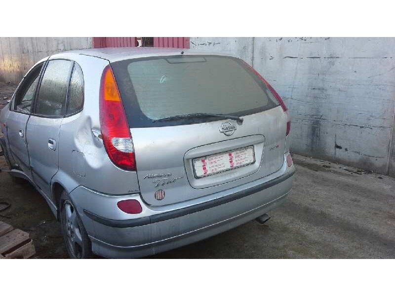 nissan almera tino (v10m) del año 2002
