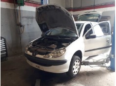 peugeot 206 berlina del año 2004