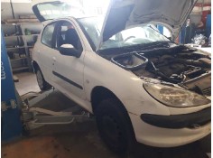 peugeot 206 berlina del año 2004 2