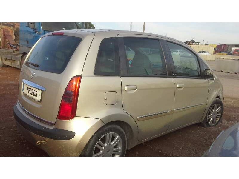 lancia musa (184) del año 2005