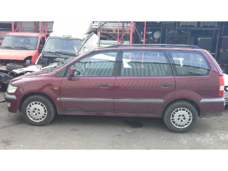 mitsubishi space wagon (n80/n90) del año 2002