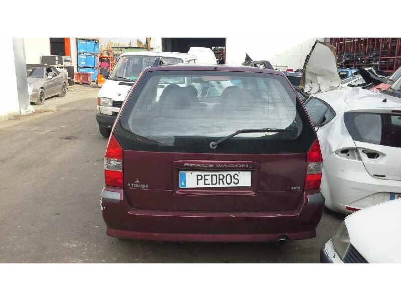mitsubishi space wagon (n80/n90) del año 2002
