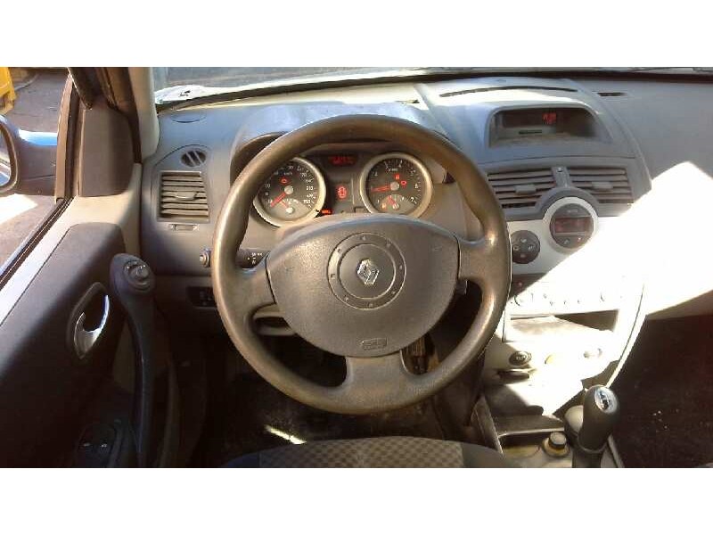 renault megane ii berlina 5p del año 2003