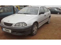 toyota avensis berlina (t 22) del año 2001 2