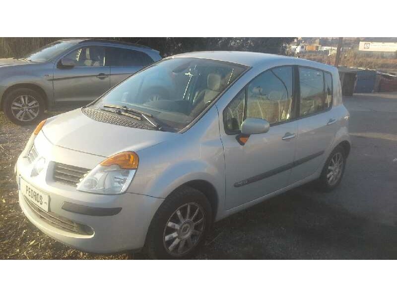 renault modus del año 2004