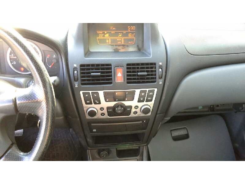 nissan almera (n16/e) del año 2005