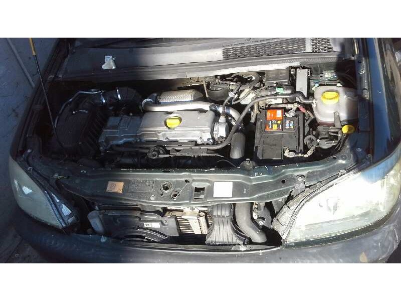 opel zafira a del año 2001
