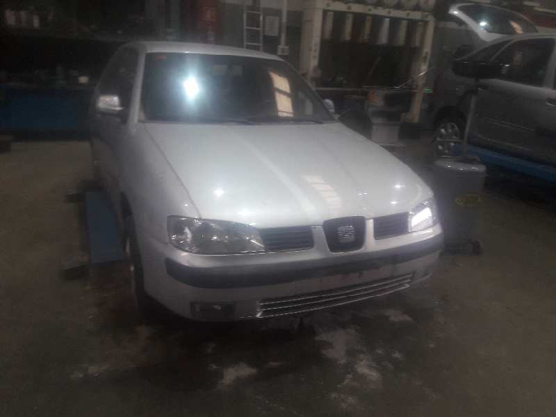 seat ibiza (6k1) del año 2001