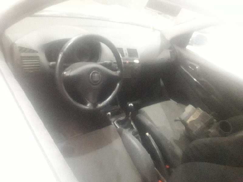 seat ibiza (6k1) del año 2001