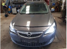 opel astra j lim. del año 2011