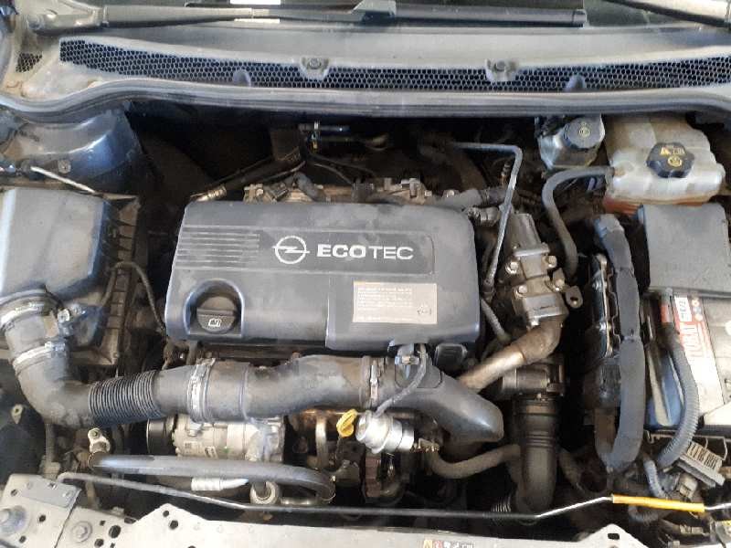 opel astra j lim. del año 2011