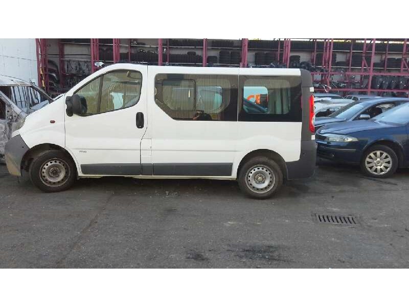 opel vivaro del año 2004
