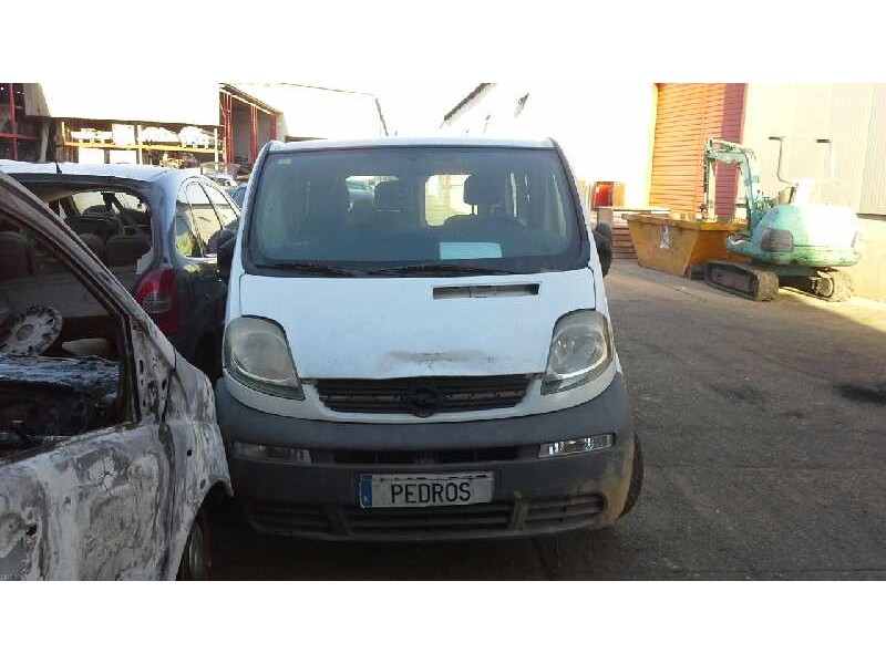 opel vivaro del año 2004