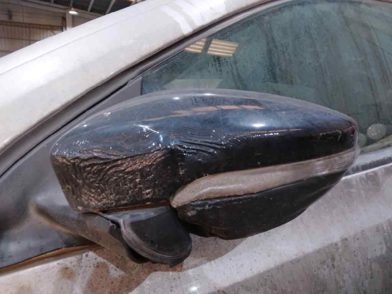 volkswagen scirocco (137) del año 2009