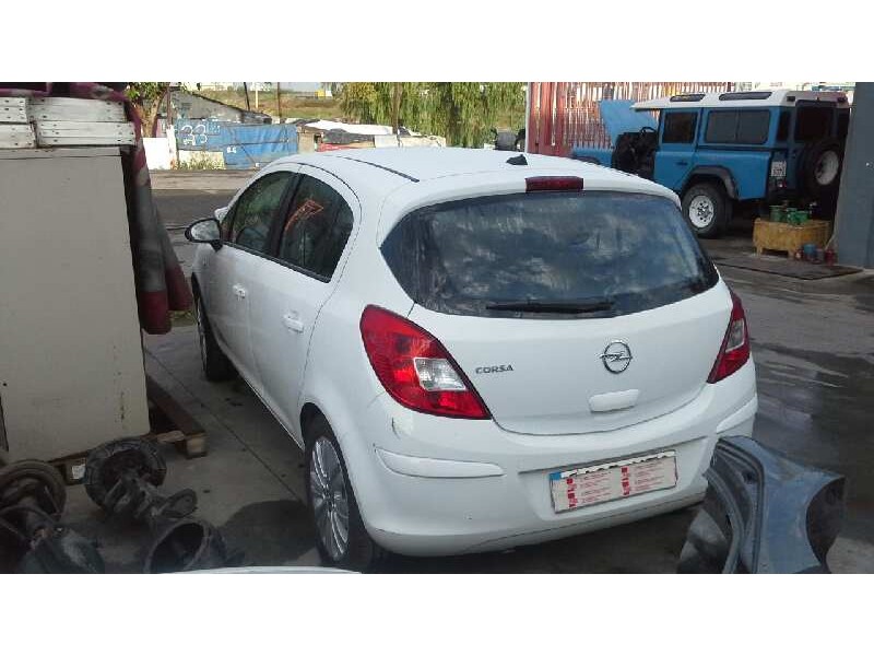 opel corsa d del año 2013