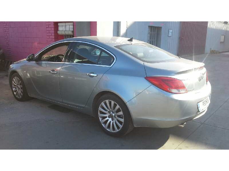 opel insignia berlina del año 2009