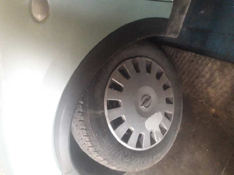 opel corsa c del año 2002