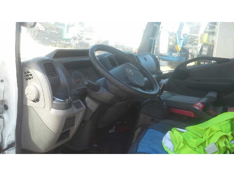 nissan cabstar del año 2007