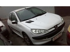 peugeot 206 berlina del año 2004 2