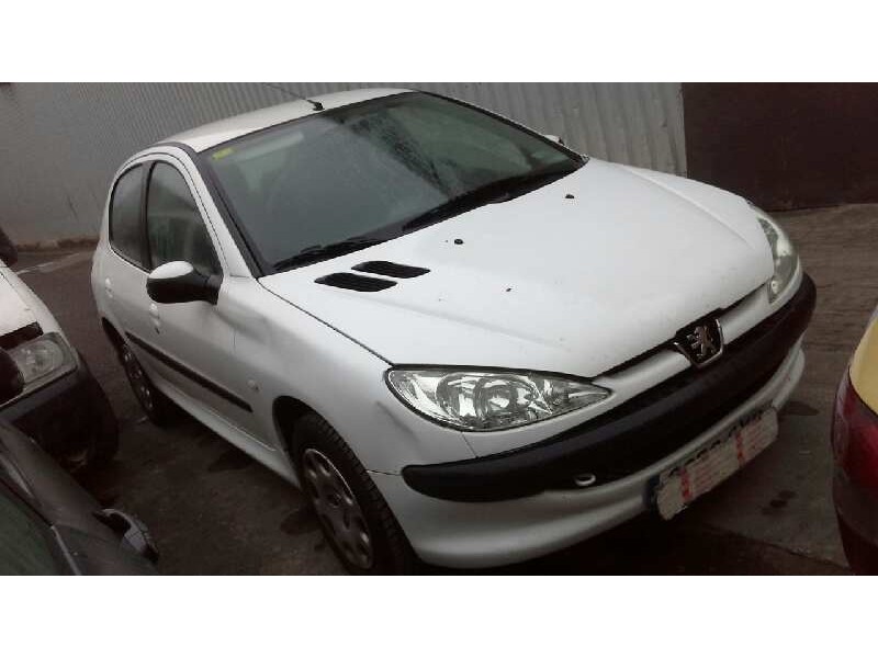 peugeot 206 berlina del año 2004