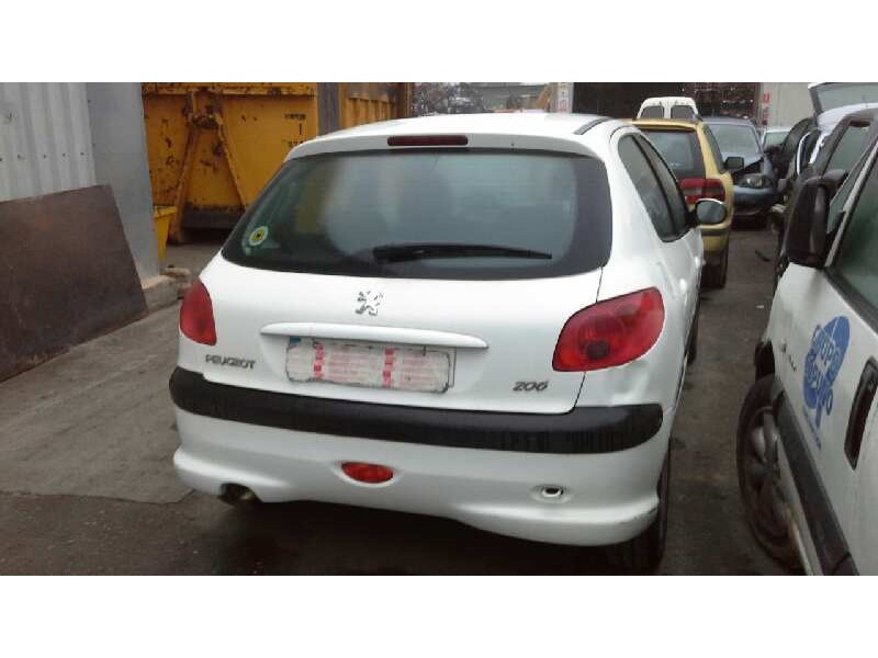 peugeot 206 berlina del año 2004