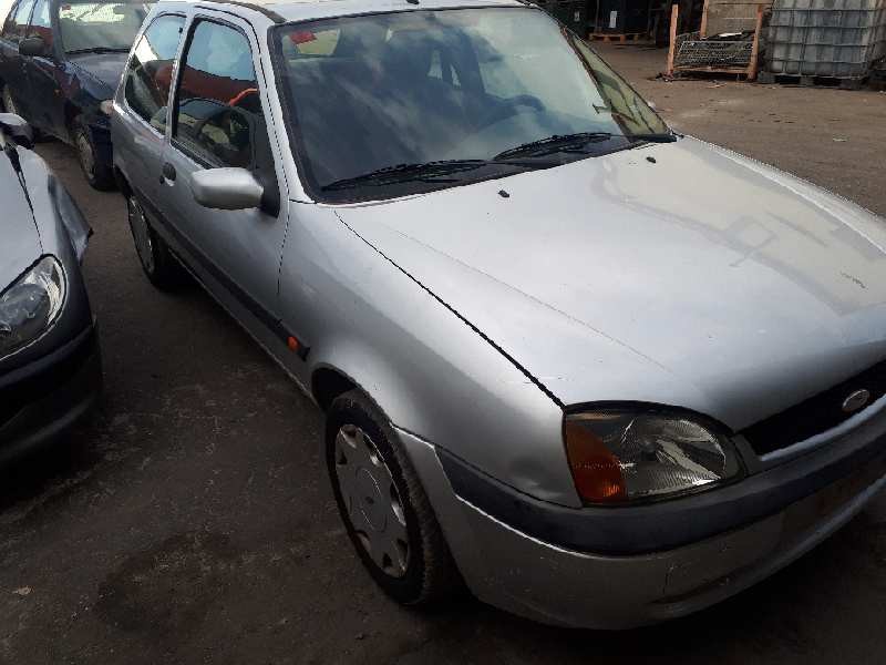 ford fiesta (cbk) del año 2002