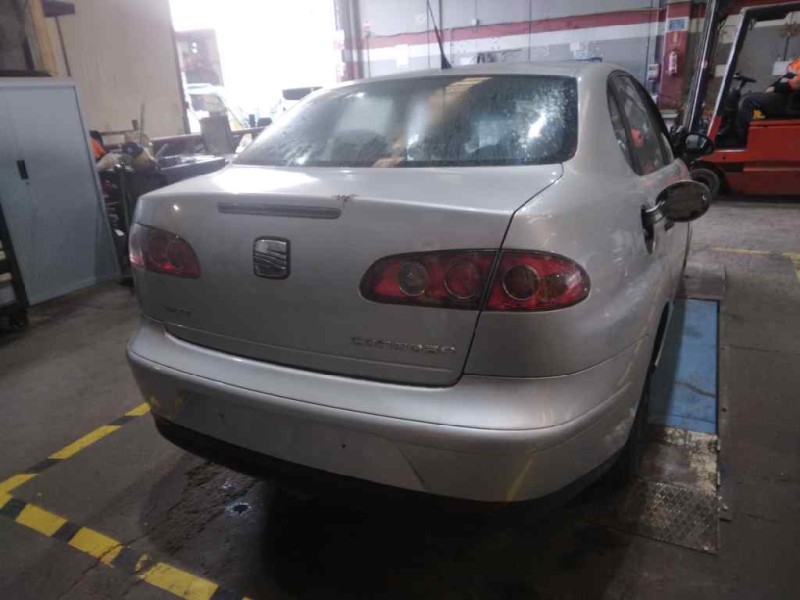 seat cordoba berlina (6l2) del año 2004