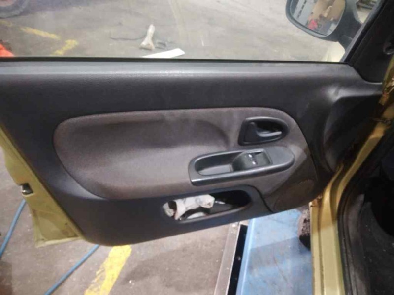 renault clio ii fase ii (b/cb0) del año 2004