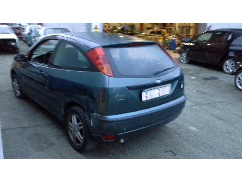 ford focus berlina (cak) del año 2002