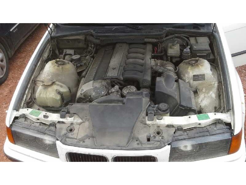 bmw serie 3 berlina (e36) del año 1993