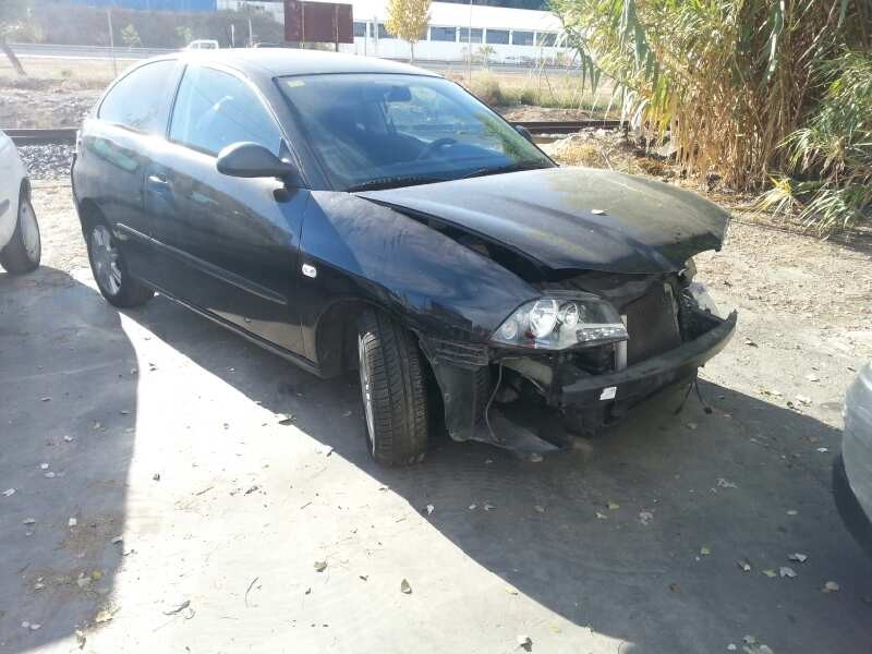 seat ibiza (6l1) del año 2003