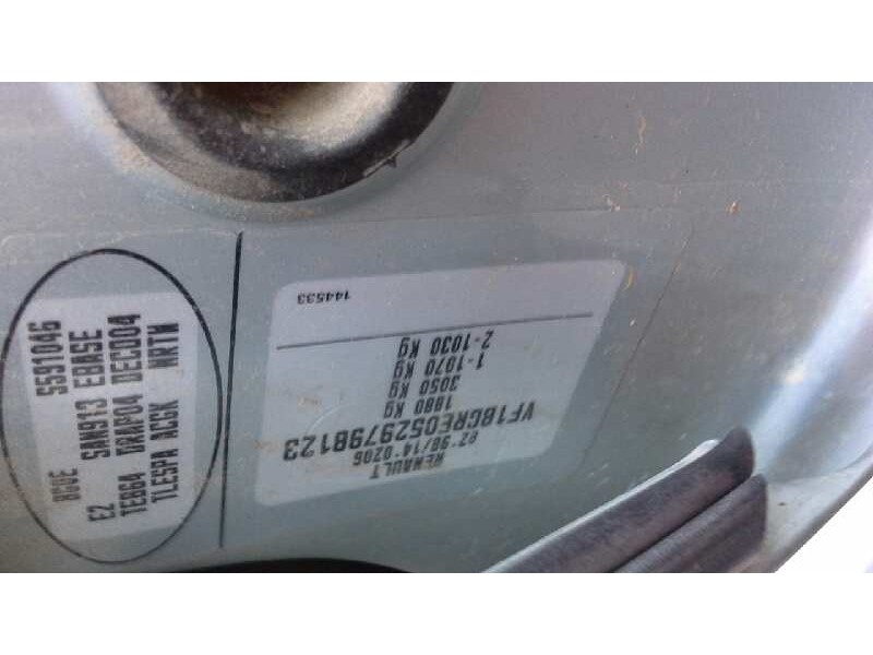 renault laguna ii (bg0) del año 2003