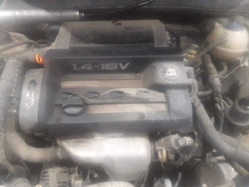 seat cordoba berlina (6k2) del año 2002