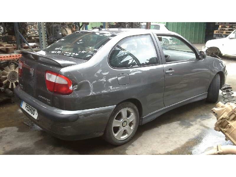 seat cordoba berlina (6k2) del año 2002