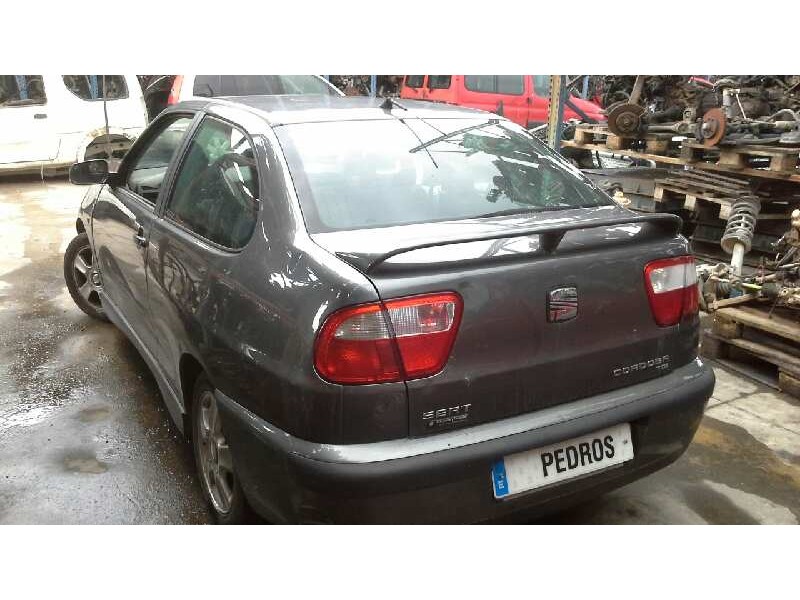 seat cordoba berlina (6k2) del año 2002